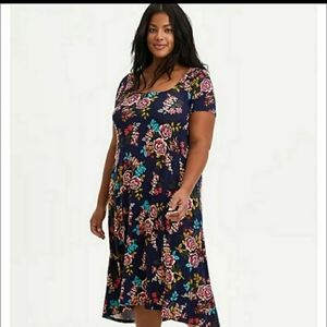 NWT Hi-low A-line Super Soft Knits Navy Floral Dress Pretty for Fall..4X 5X